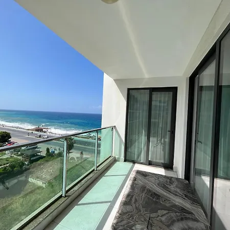 New 60m2 Luxury Sunset Aqua Mahmutlar, Alanya, 50m Sea, Large Pool, Gym, Private No A Tourist Facility, First Sea Line Apartment *