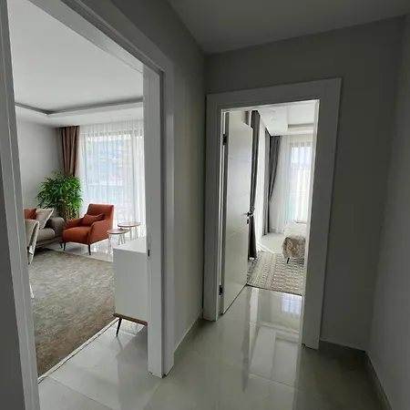 New 60m2 Luxury Sunset Aqua Mahmutlar, Alanya, 50m Sea, Large Pool, Gym, Private No A Tourist Facility, First Sea Line
